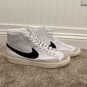 Nike White and Orange Sneakers